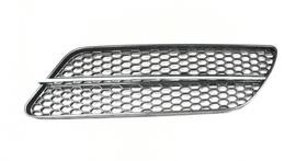 AA3422134 GRIGLIA INFERIORE SINISTRA PARAURTI NERA-CON MODANATURA SATINATA ALFA 147 04-